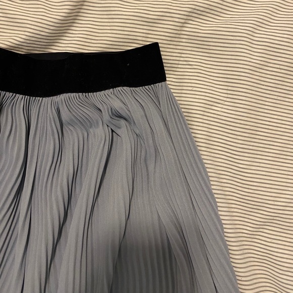 Zara Blue Pleated Boho Pants - Picture 3 of 5